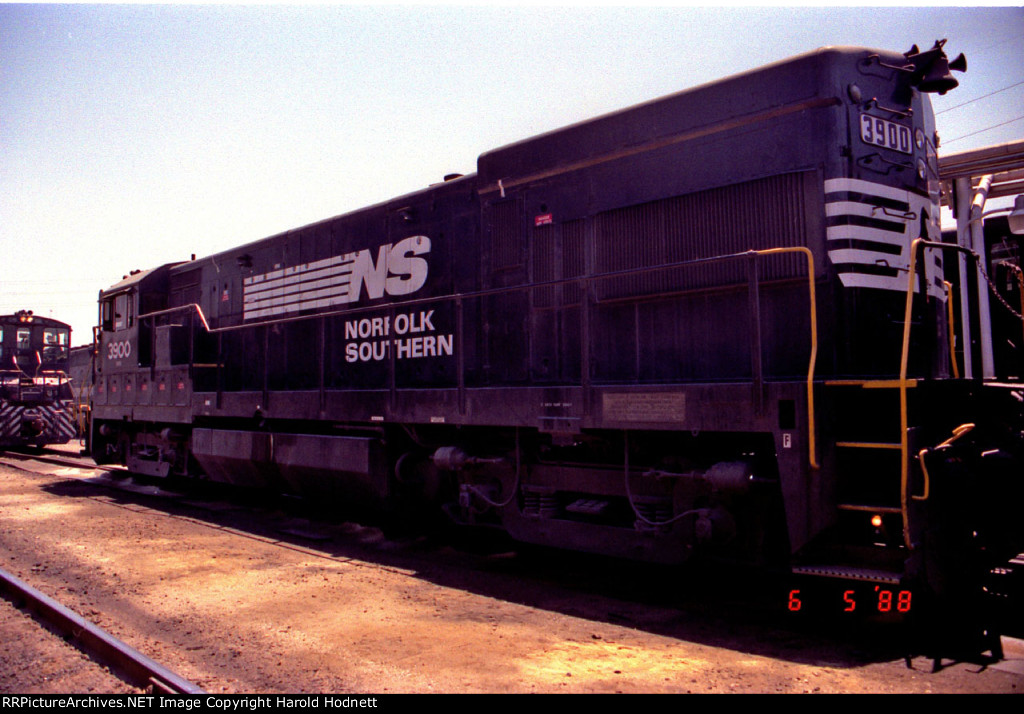 NS 3900